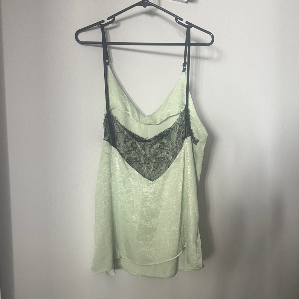 Elegant Lace Trim Women’s Top - Mint Green